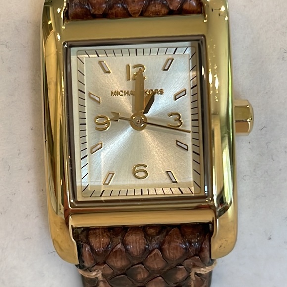Michael Kors Taylor Python Watch - Picture 3 of 13
